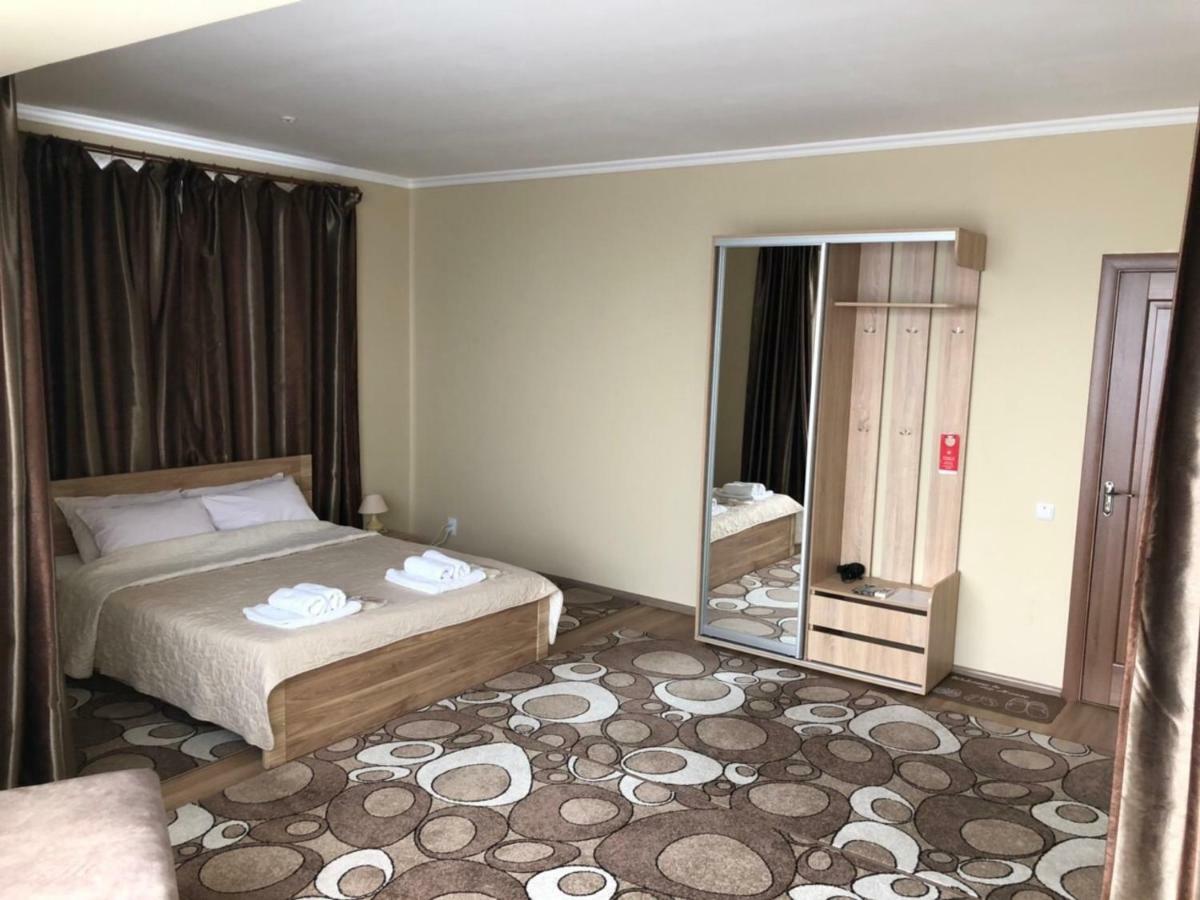 Hotel Apelsin Bilhorod-Dnistrovsʼkyy Zewnętrze zdjęcie